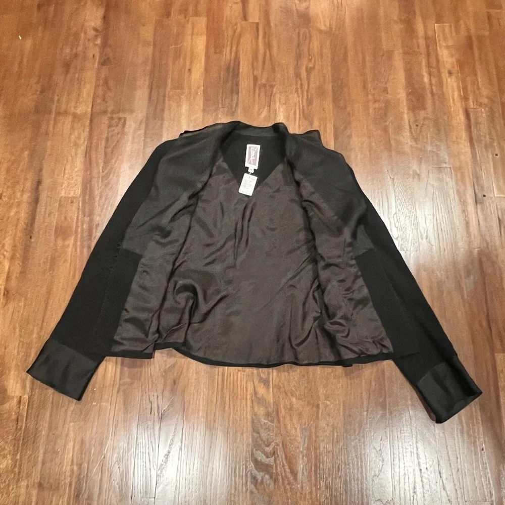 Zelda Women Black Blazer - Picture 5 of 9